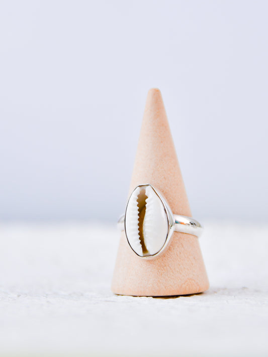 Cowrie Ring (9)