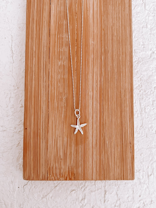 Dainty Starfish Necklace